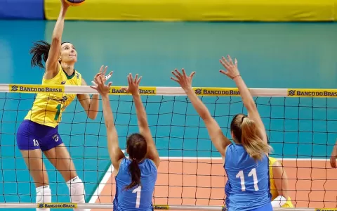 Seleção feminina de vôlei enfrenta Argentina em Su