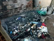 Vela causa incêndio em casa no Marta Helena