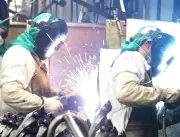 Produção industrial cai 0,3% de junho para julho