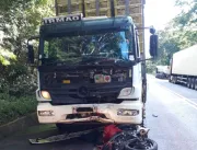Motociclista morre após colisão com caminhão em Ar