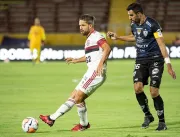 Rival do Flamengo na Libertadores confirma quatro 