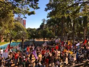 Manifestação contra Bolsonaro e à favor de vacinaç