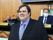 Câmara empossa Abatenio Marquez, novo vereador em 