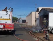 Casa pega fogo em Araguari; bituca de cigarro pode