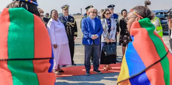 Lula chega à África do Sul para 15ª Cúpula do Bric