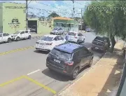 VÍDEO: Briga de trânsito termina com motorista atr