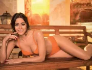Carol Castro posa sexy para campanha de linha de l