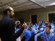 Em Buenos Aires, Barcos dá palestra a jovens do Gr