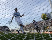 Abaixo de meta de pontuação, Grêmio precisará comp