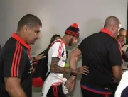 Flamengo afasta e multa cinco jogadores após festa