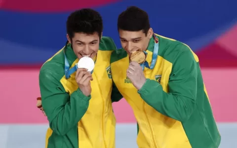 Ginástica do Brasil tem mais 4 medalhas e faz melh