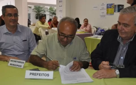 Governo e prefeitura de Barreirinhas firmam convên