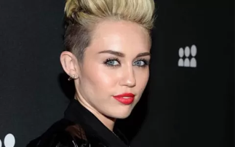 Miley Cyrus quer que público sinta sua energia fem