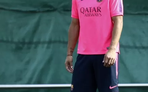 Suárez treina pela primeira vez no Barcelona