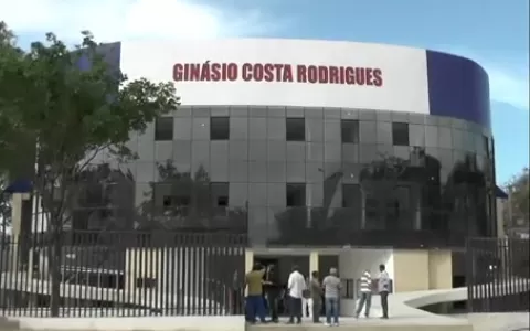 Reinauguração do ginásio Costa Rodrigues.