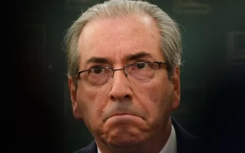 Moro condena Cunha a 15 anos de prisão por corrupç