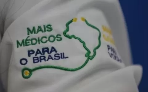 Mais Médicos: brasileiros começam a se apresentar