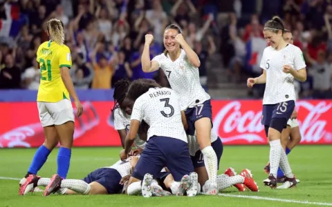 Copa do Mundo Feminina: Brasil perde para França e