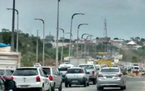 Homem morre após ter cabeça esmagada em acidente na Avenida dos Portugueses, em São Luís 