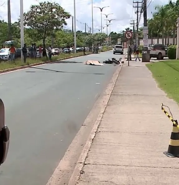 Mulher morre após acidente de trânsito, em São Luís