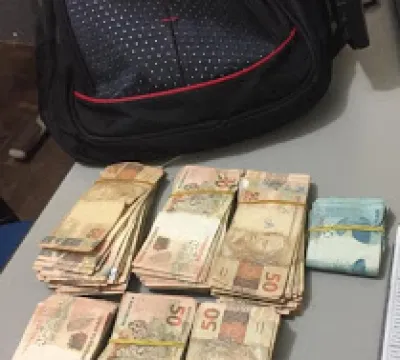 PM prende secretario da prefeitura de Bernardo do Mearim com uma mochila cheia de dinheiro