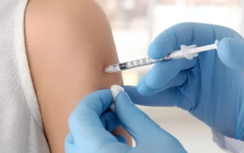 Saúde busca imunizar mais de 9 milhões de jovens c
