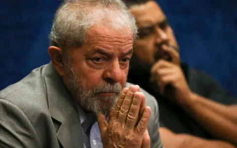 Segunda instância condena Lula a 17 anos de prisão