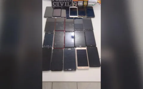 Polícia Civil em Caxias apreende 21 celulares roub