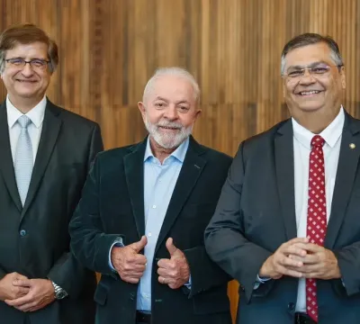 Lula indica Flávio Dino para vaga no STF