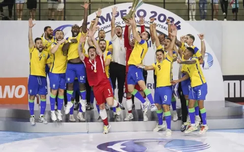 Brasil supera Argentina e conquista Copa América de futsal