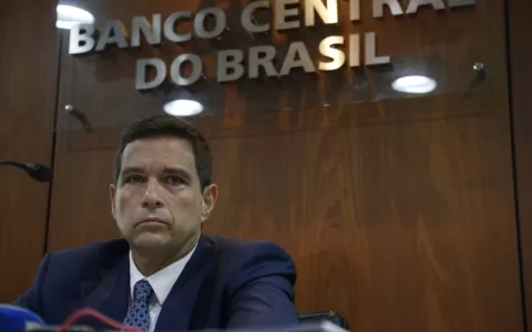 Banco Central revisa previsão de crescimento da ec