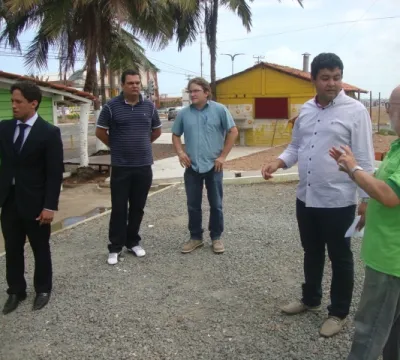 Prefeitura discute com empresários regularização de estabelecimentos no Barramar