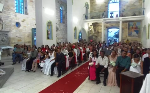 Casamento comunitário em Rosário reúne 90 casais
