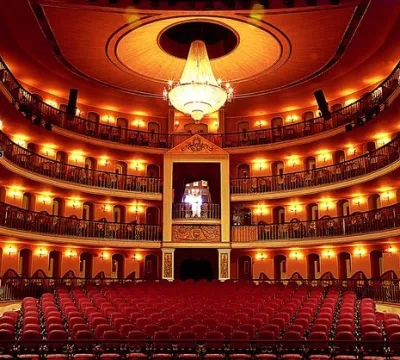 Teatro Arthur Azevedo divulga programação deste fim de semana
