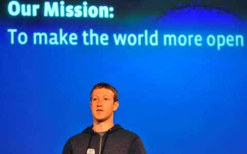 Zuckerberg propõe salário de um dólar