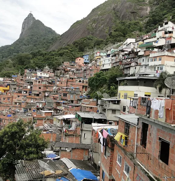 Favelas se consolidam como roteiros turísticos