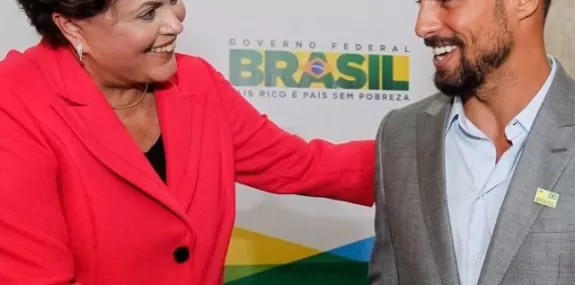 Cauã Reymond se encontra com Dilma Rousseff