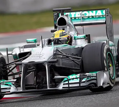 Hamilton mantêm a superioridade da Mercedes na Hungria