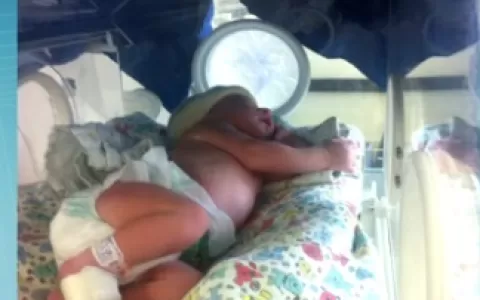 Criança nasce em corredor de hospital em São Paulo -SP