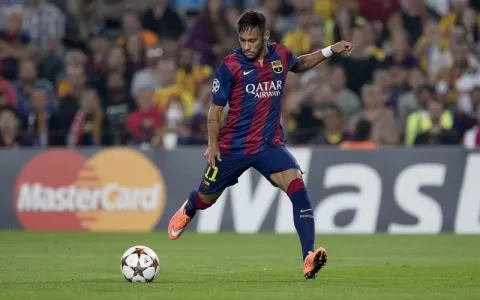 Jornal: Barça já fala em renovar com Neymar