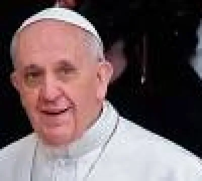 Papa solta palavrão durante discurso dominical
