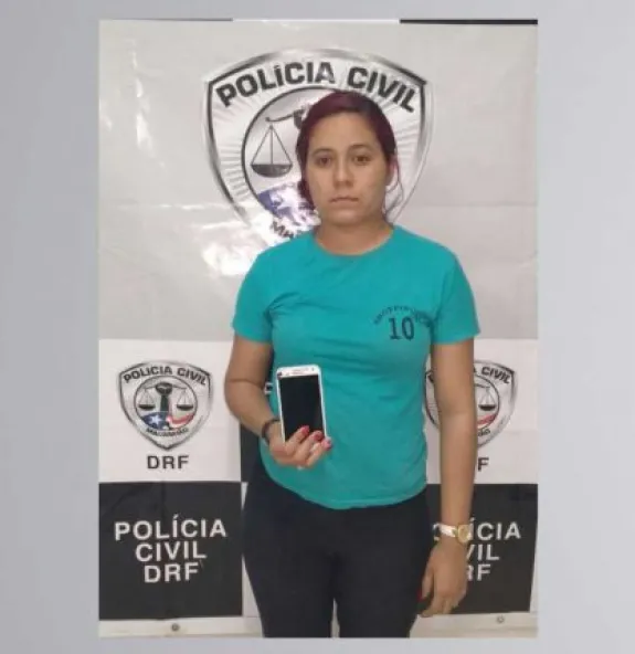 Polícia prende mulher acusada de  integrar quadril