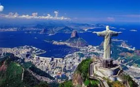 Brasil está entre os 25 países que mais gastam com turismo