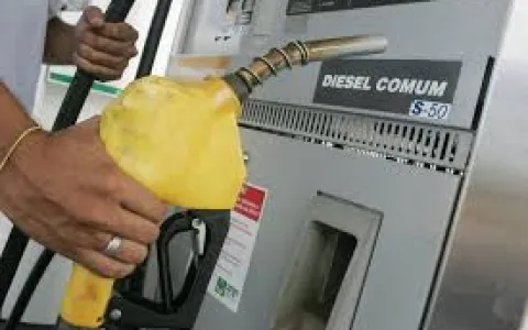Preço do diesel diminui, mas ainda não chega às bo