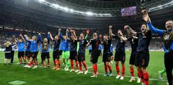 Croácia vence Inglaterra na prorrogação e está na 