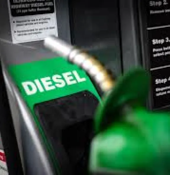 Petrobras reduz preço do diesel nas refinarias em 