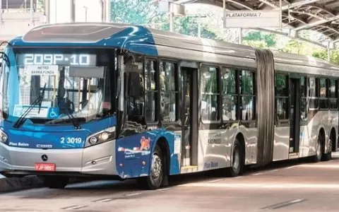 Prefeitura reforça a frota de ônibus com reabertur
