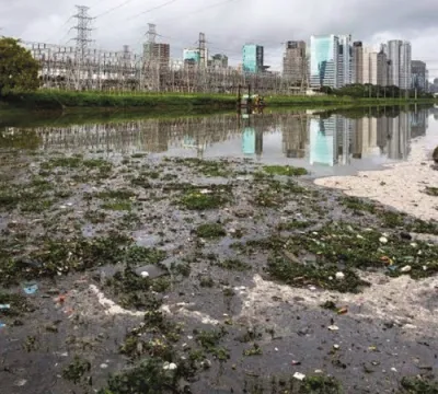 ​Novo ou velho Rio Pinheiros sempre poluído