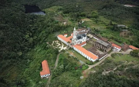 Santuário do Caraça celebra 30 anos da Reserva Par