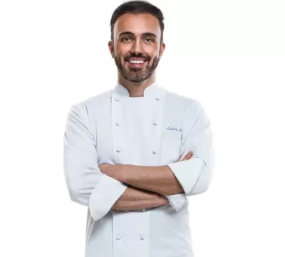 Chef Leo Paixão inaugura restaurante Macaréu no Me